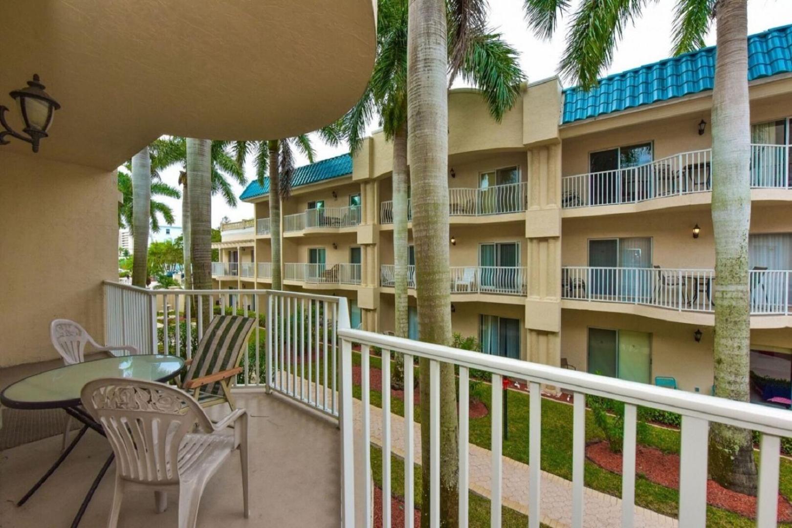 Palm Bay Club Appartement Siesta Key Buitenkant foto